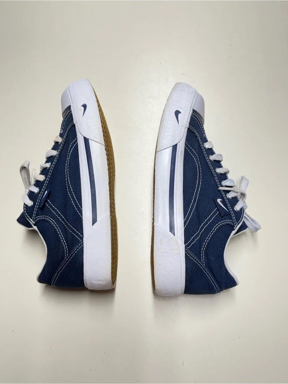 Nike Women’s Canvas Low Top Sneakers Blue White Lace-Up Casual Size 6 Pre owned
